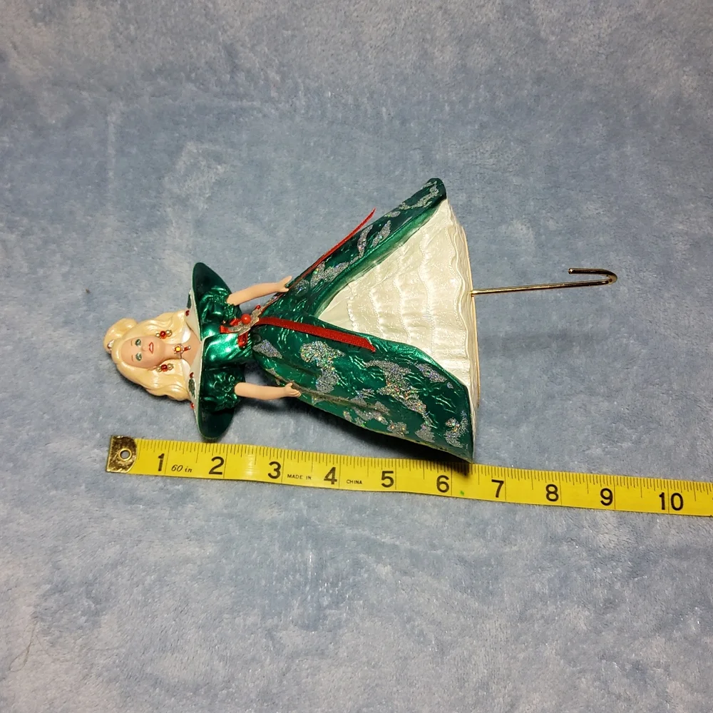 New In Box Vintage 1996 Hallmark Holiday Barbie Stocking Hanger Green Glittery - Picture 8 of 8